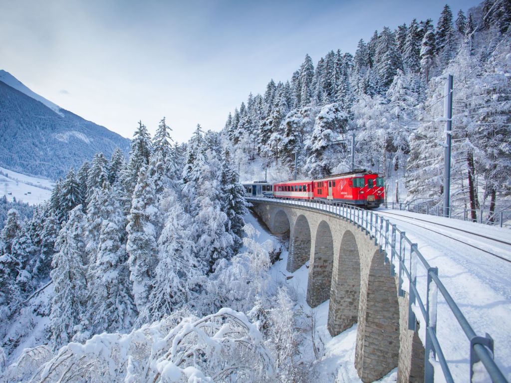 VALTELLINA, TRENINO ROSSO DEL BERNINA, LIVIGNO - La Girandola Viaggi